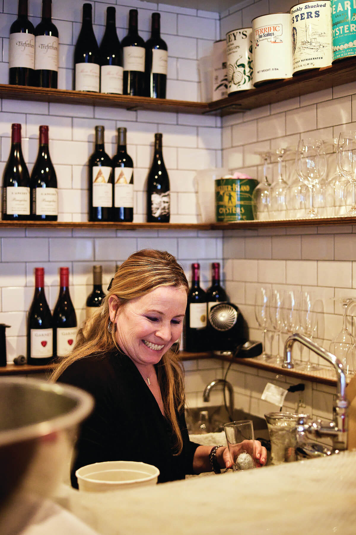 Teresa Marconi_Thames Street Oyster House_2023-01-11_TSUCALAS_ 2C7A8045