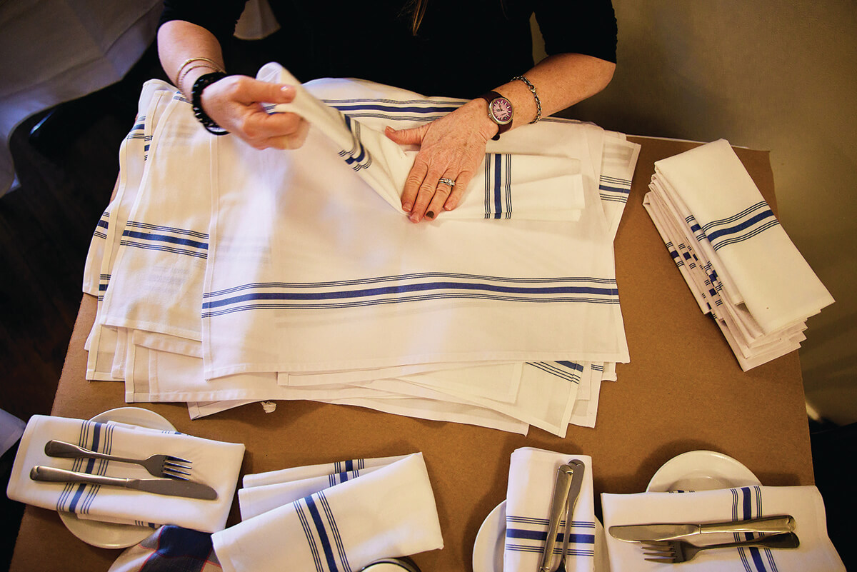 Teresa Marconi_Thames Street Oyster House_2023-01-11_TSUCALAS_ 2C7A8135